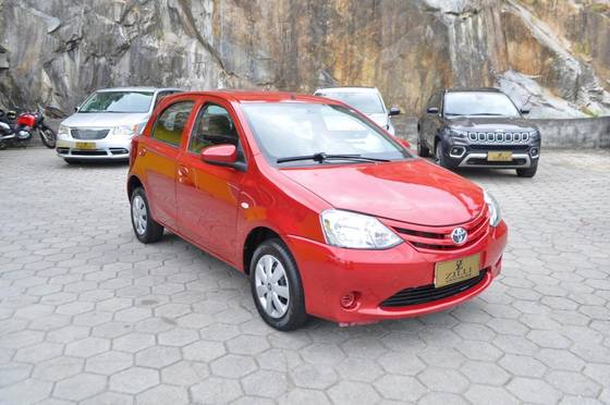TOYOTA ETIOS 1.3 X 16V FLEX 4P MANUAL TOYOTA ETIOS 1.3 X 16V FLEX 4P MANUAL